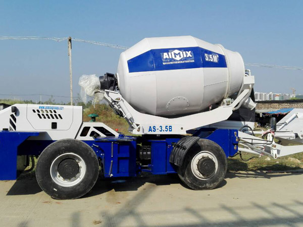 self loading concrete mixers