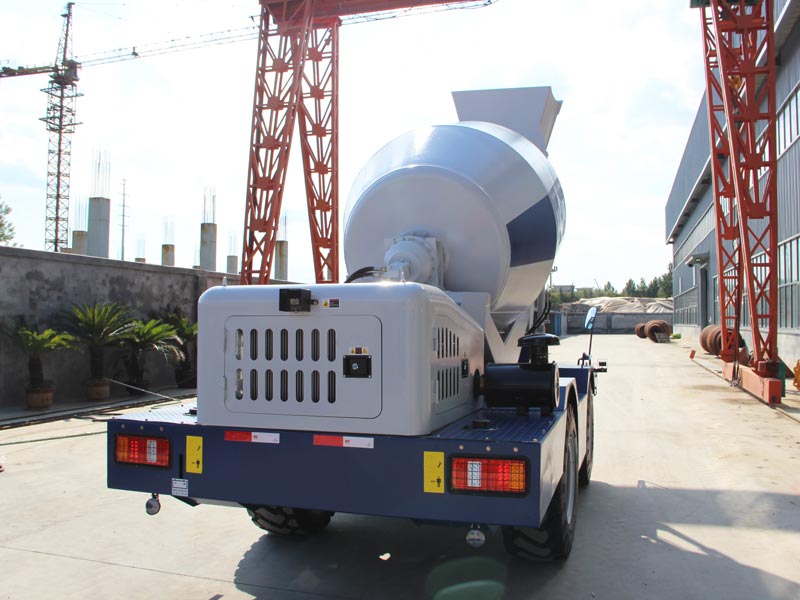 Self loading mixer