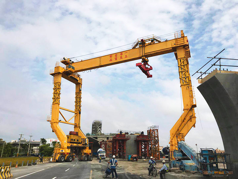 Rubber Tyred Gantry Crane for Remote Infrastructure Sites